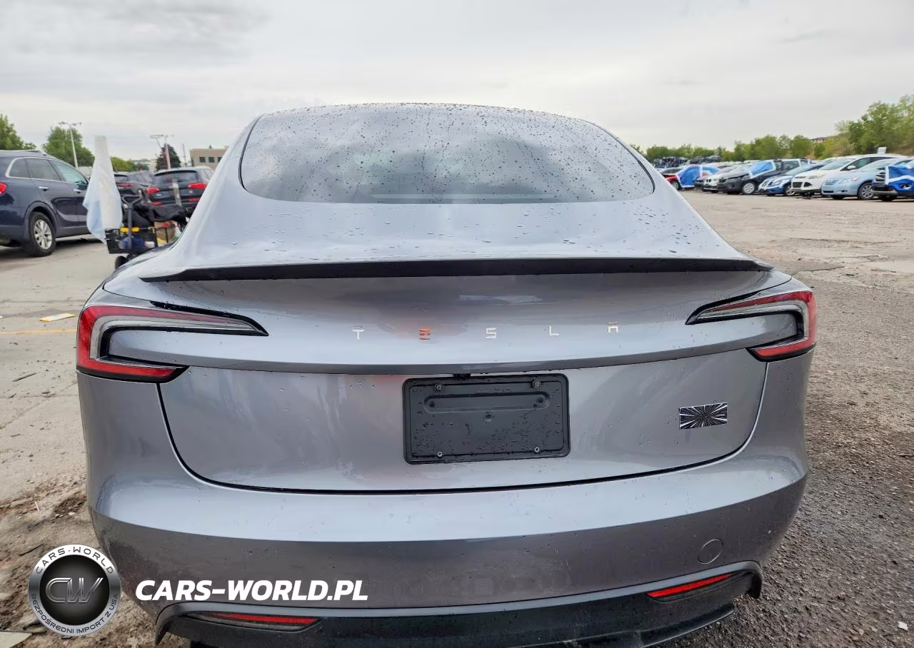 2025 Tesla Model 3 VIN:5YJ3E1ET9SF938686 - 6