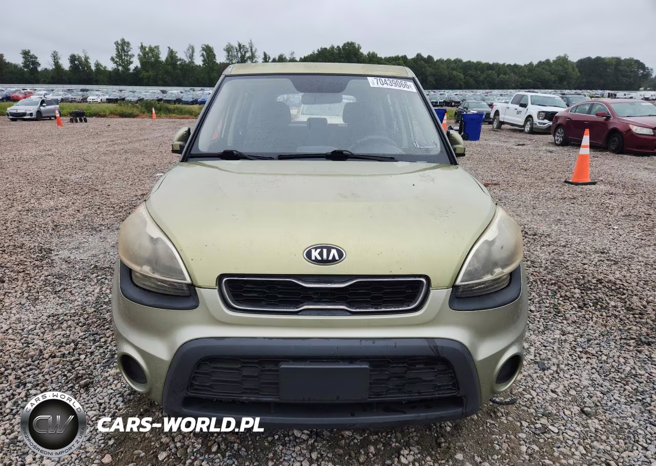 2013 Kia Soul Base VIN:KNDJT2A53D7528114 - 5