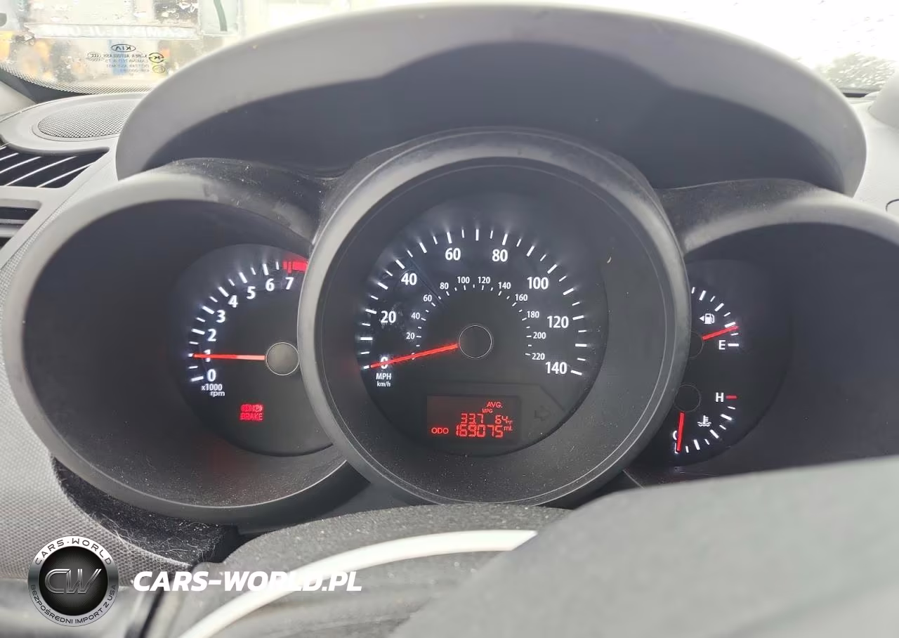 2013 Kia Soul Base VIN:KNDJT2A53D7528114 - 9