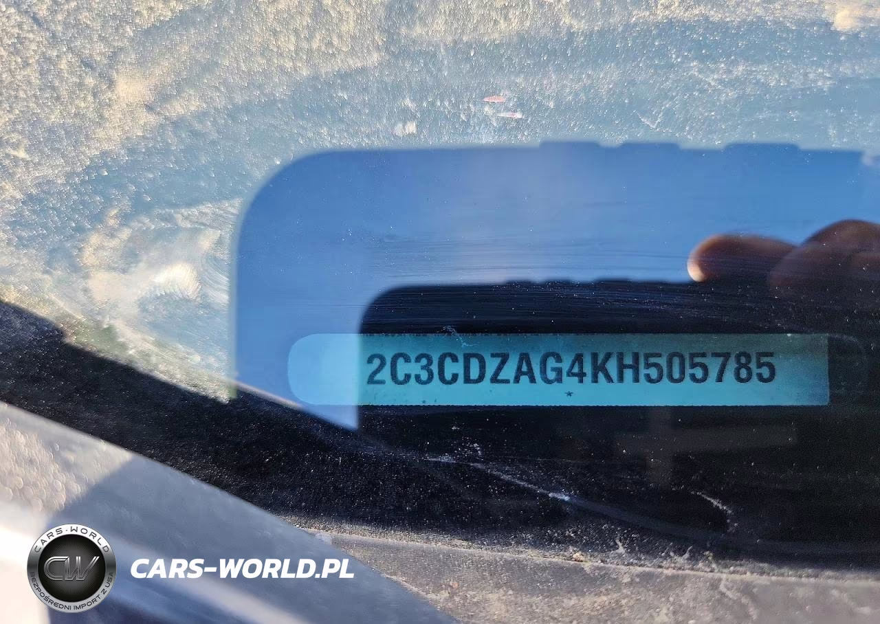 2019 Dodge Challenger Sxt VIN:2C3CDZAG4KH505785 - 13
