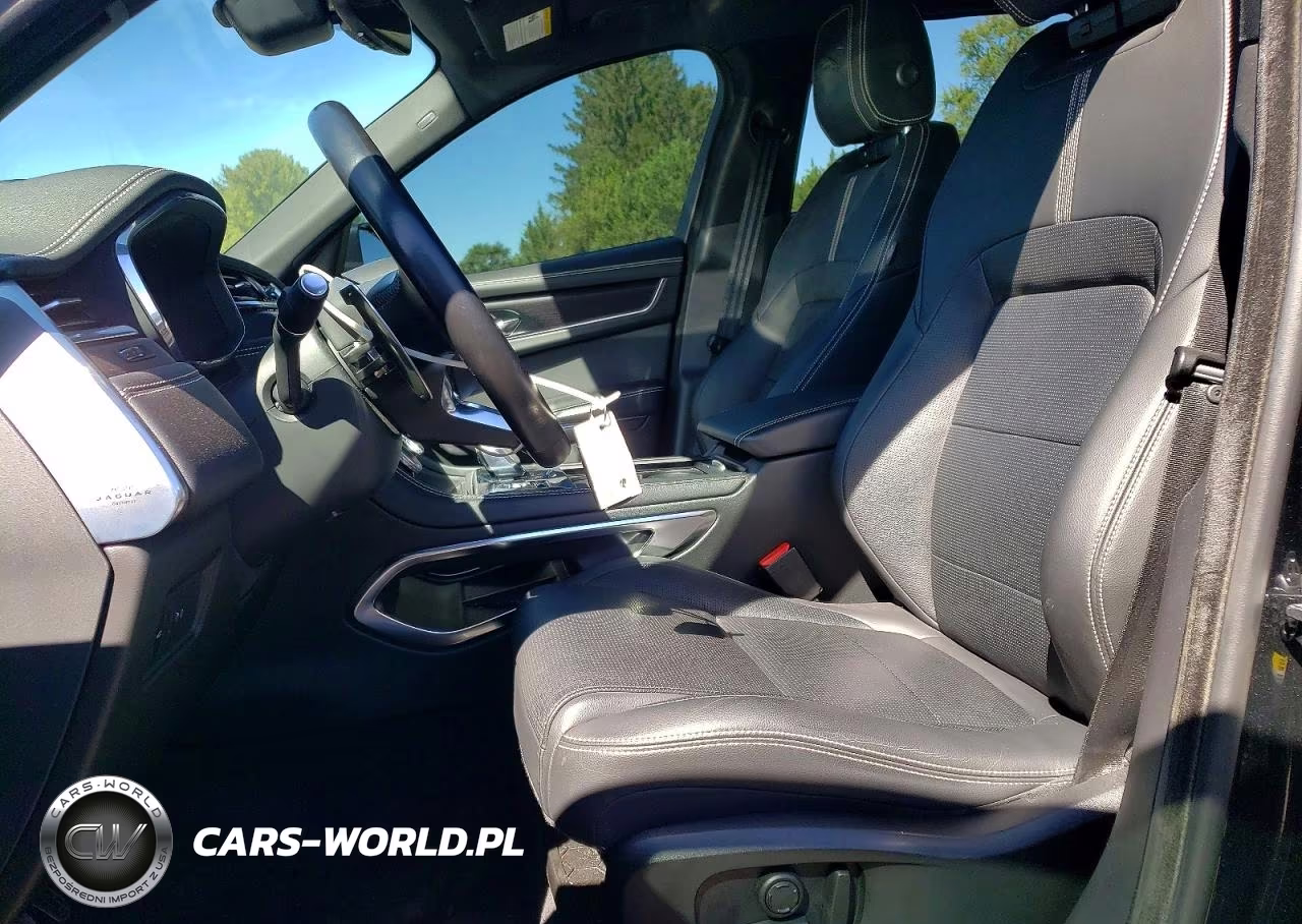 2024 Jaguar F-Pace R-Dynamic S VIN:SADCT2FU7RA729196 - 7