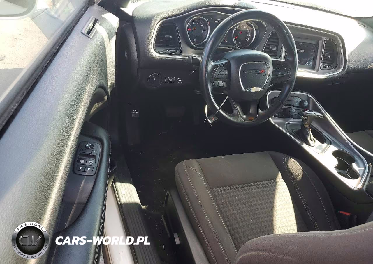 2019 Dodge Challenger Sxt VIN:2C3CDZGG6KH712198 - 8