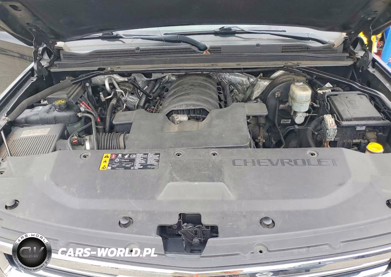 2018 Chevrolet Suburban K1500 Premier VIN:1GNSKJKC3JR151211 - 12