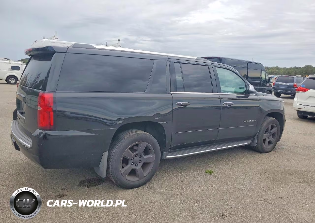2018 Chevrolet Suburban K1500 Premier VIN:1GNSKJKC3JR151211 - 3