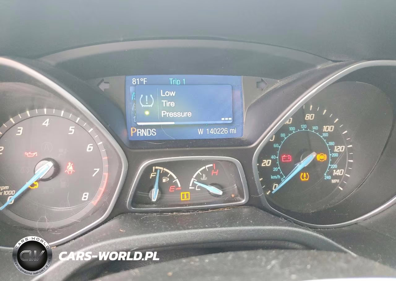 2014 Ford Focus Se VIN:1FADP3K29EL359775 - 9
