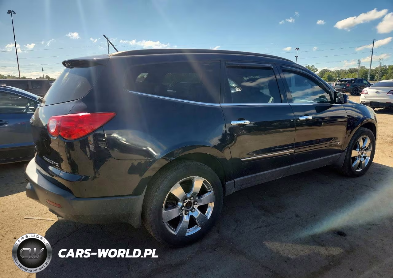 2009 Chevrolet Traverse Ltz VIN:1GNEV33DX9S133042 - 3