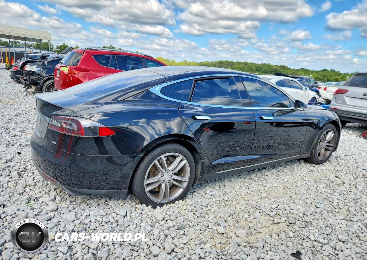 2015 Tesla Model S 85 VIN:5YJSA4H1XFF080363 - 3