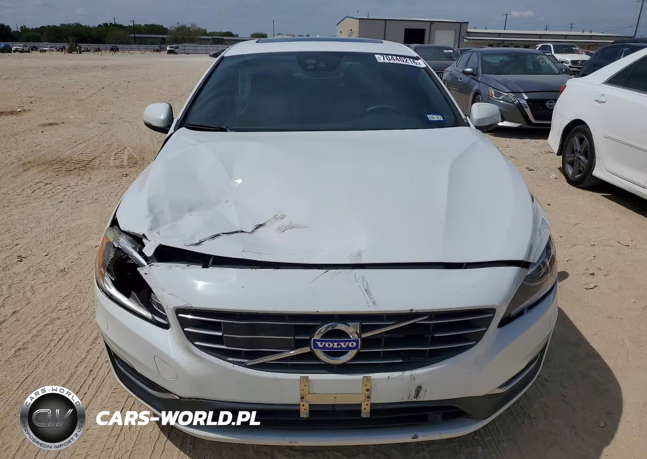 2015 Volvo S60 Platinum VIN:YV149MFMXF2338327 - 5