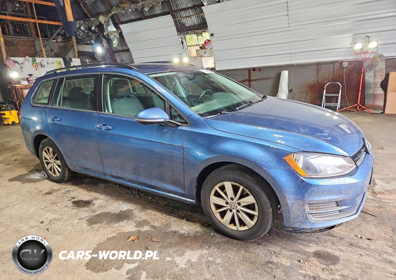 2016 Volkswagen Golf Sportwagen S VIN:3VWC17AU5GM516895 - 4