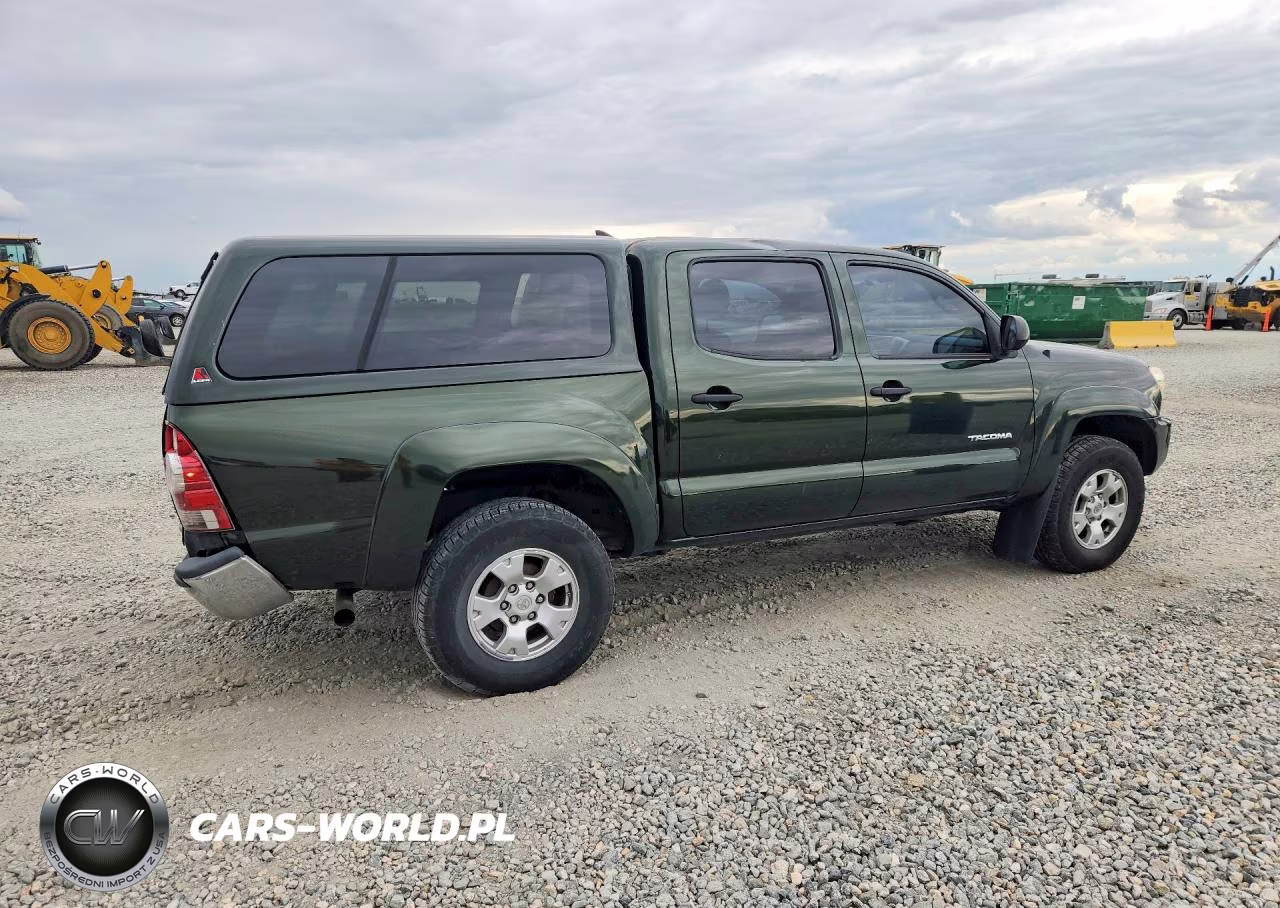 2014 Toyota Tacoma V6 VIN:3TMLU4EN4EM154387 - 3