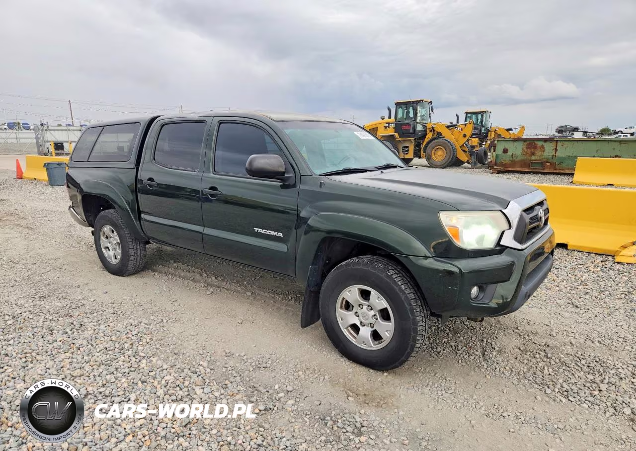 2014 Toyota Tacoma V6 VIN:3TMLU4EN4EM154387 - 4