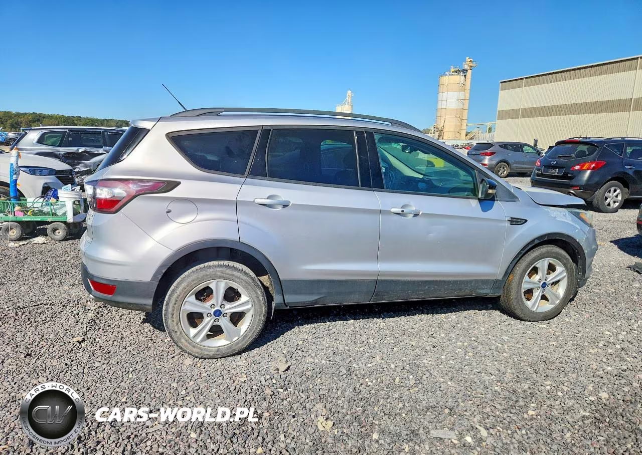 2017 Ford Escape Titanium VIN:1FMCU0JD2HUA61756 - 3