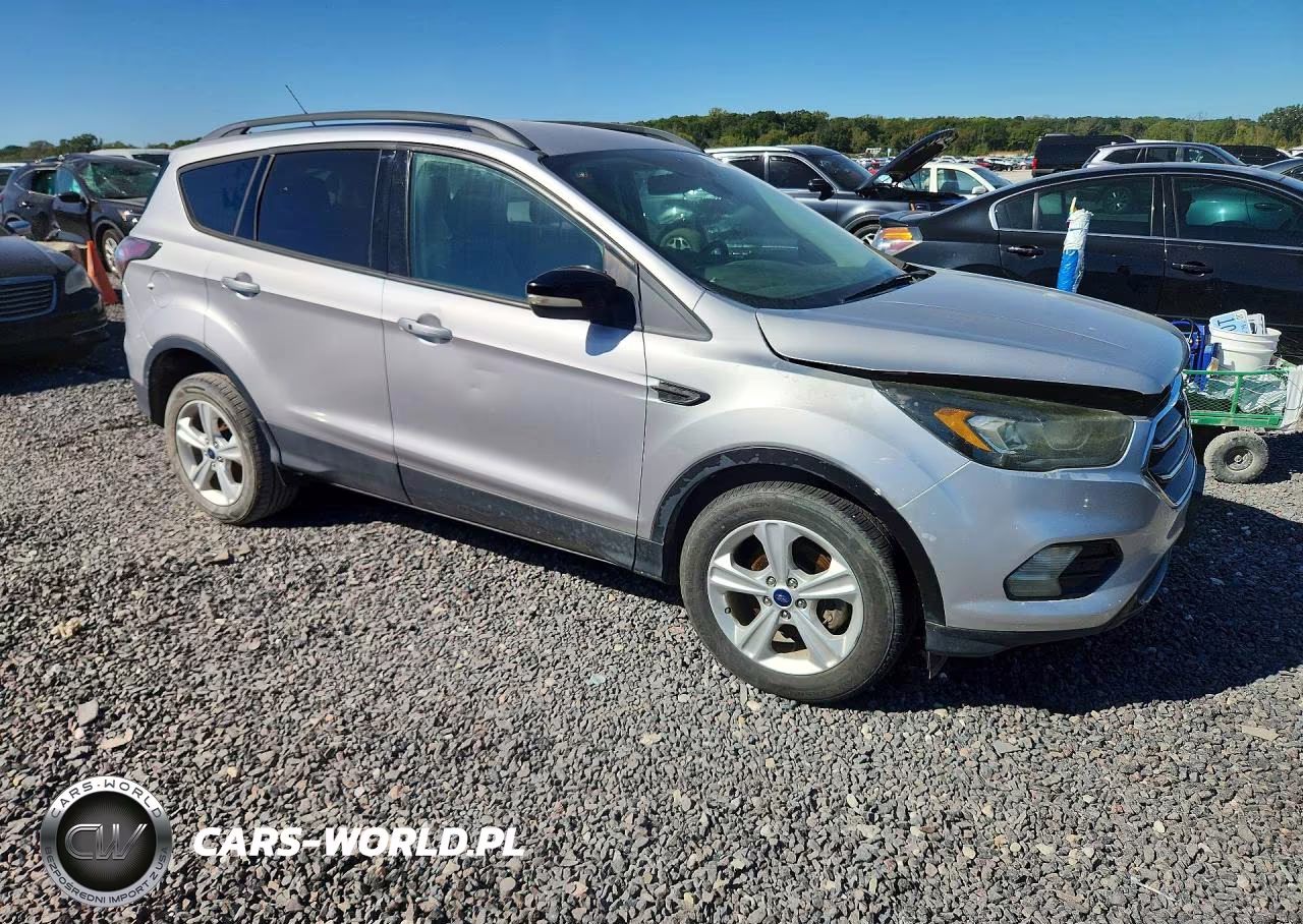 2017 Ford Escape Titanium VIN:1FMCU0JD2HUA61756 - 4