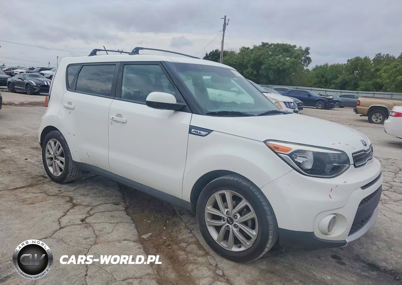 2018 Kia Soul + VIN:KNDJP3A57J7590718 - 4