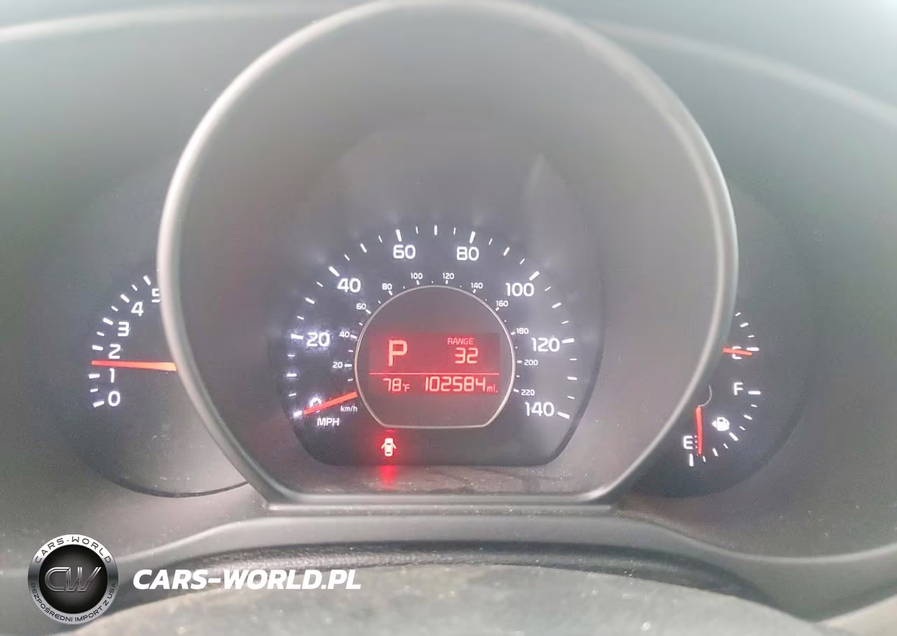 2018 Kia Soul + VIN:KNDJP3A57J7590718 - 9