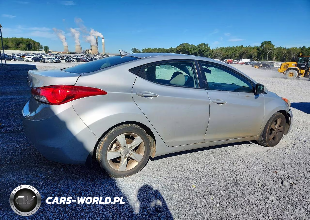 2013 Hyundai Elantra Gls VIN:5NPDH4AE9DH407965 - 3