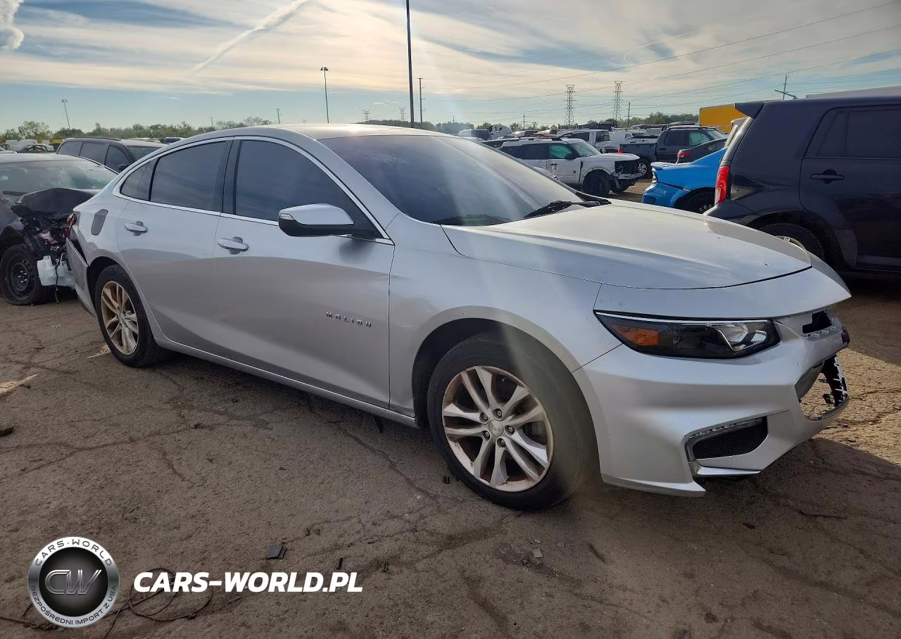 2016 Chevrolet Malibu Lt VIN:1G1ZE5ST8GF305520 - 4