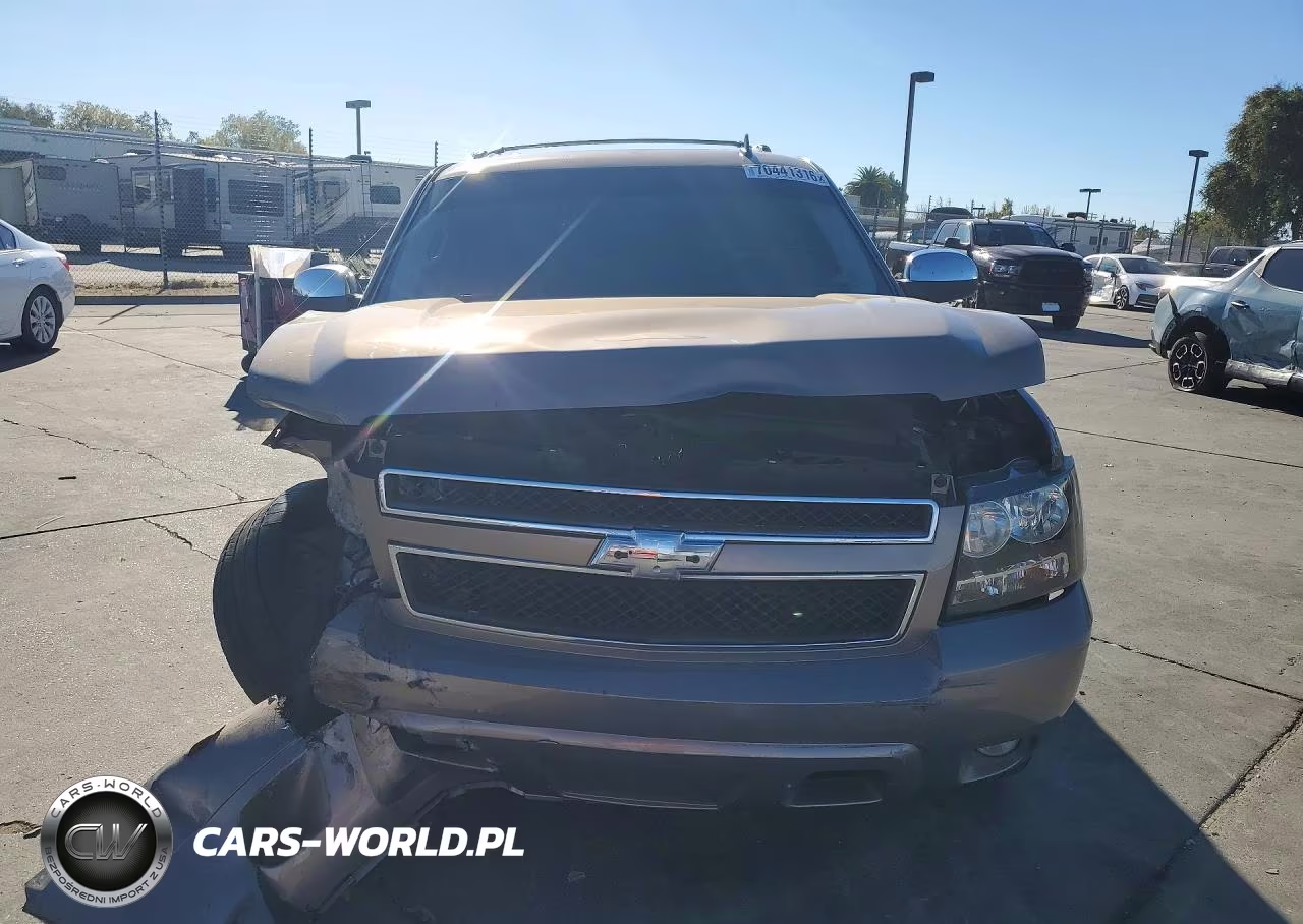 2007 Chevrolet Suburban C1500 VIN:1GNFC16J57R221453 - 5