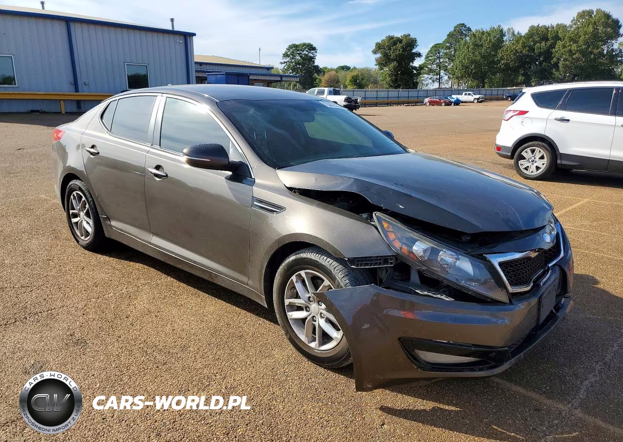 2013 Kia Optima Lx VIN:5XXGM4A71DG203540 - 4