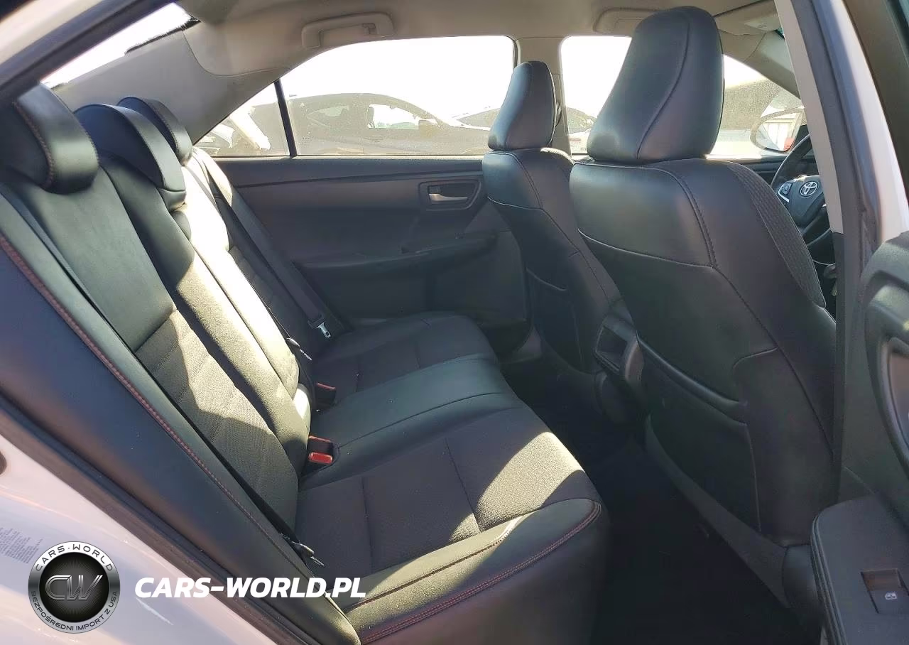 2016 Toyota Camry Se VIN:4T1BF1FKXGU248647 - 10