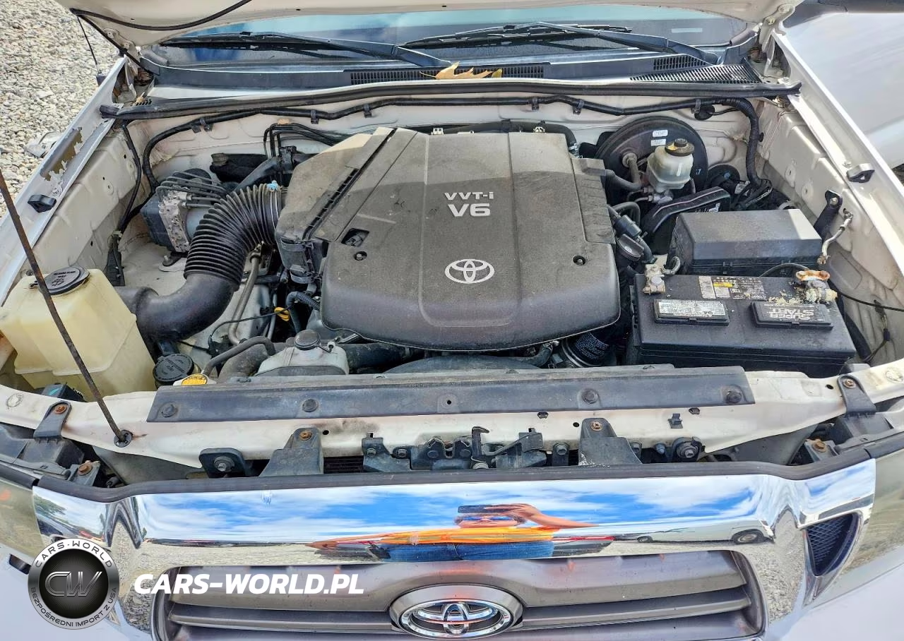 2010 Toyota Tacoma Double Cab Long Bed VIN:5TEMU4FN9AZ688582 - 11