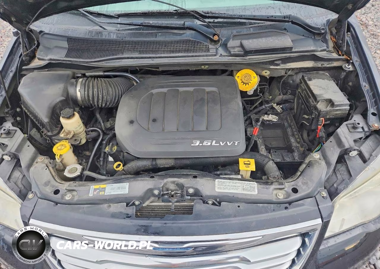 2014 Chrysler Town-Country VIN:2C4RC1CG5ER231812 - 12
