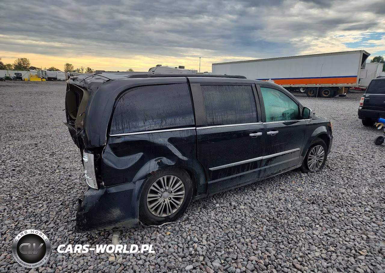 2014 Chrysler Town-Country VIN:2C4RC1CG5ER231812 - 3