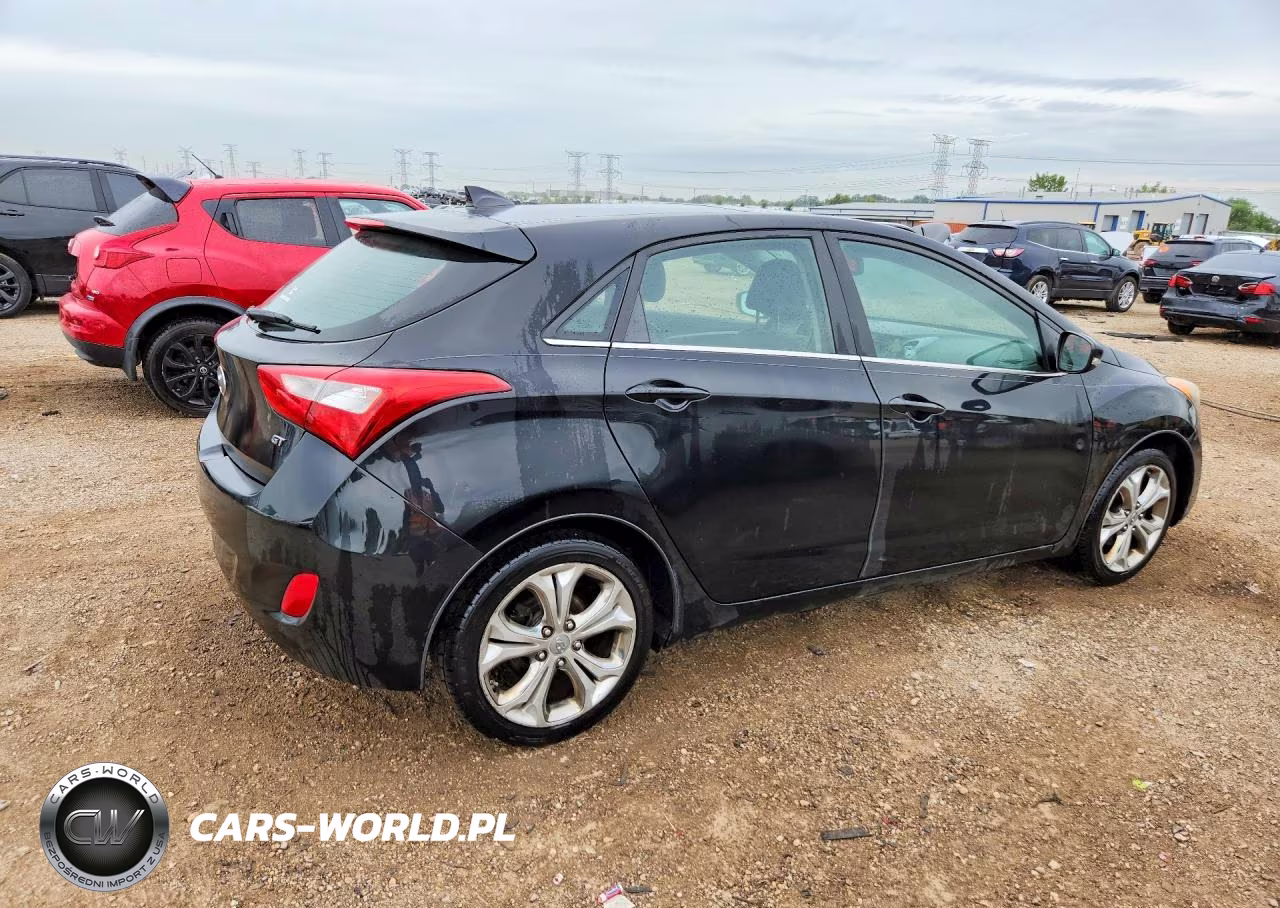 2013 Hyundai Elantra Gt Base VIN:KMHD35LE3DU103968 - 3