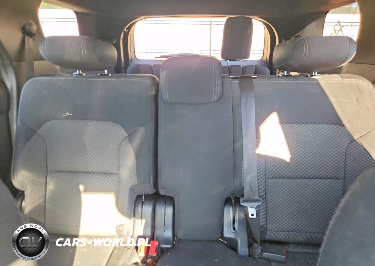 2017 Ford Explorer Xlt VIN:1FM5K7D84HGE19136 - 10