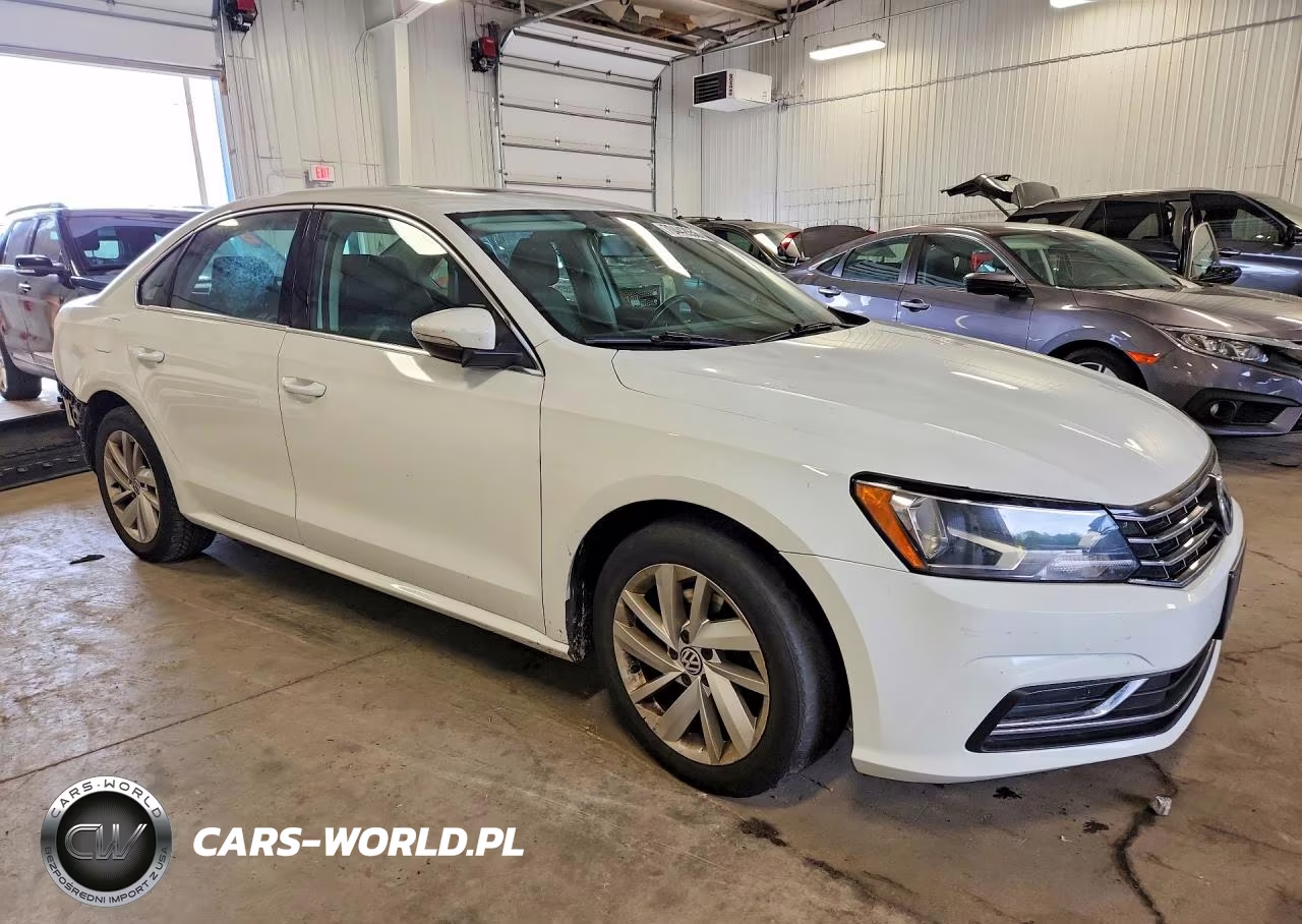 2018 Volkswagen Passat Se VIN:1VWBA7A36JC019155 - 4