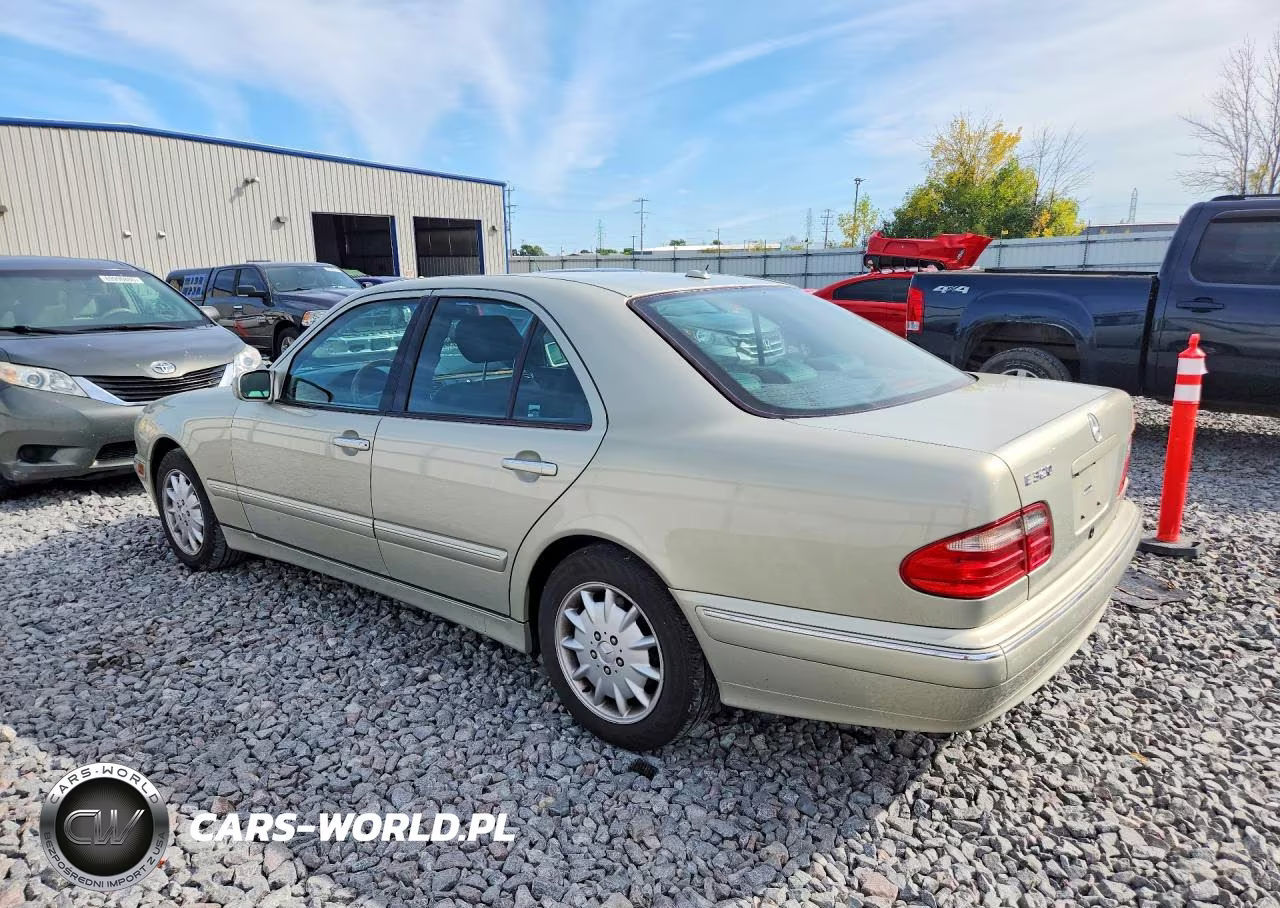2000 Mercedes-Benz E 320 VIN:WDBJF65J3YB114676 - 2