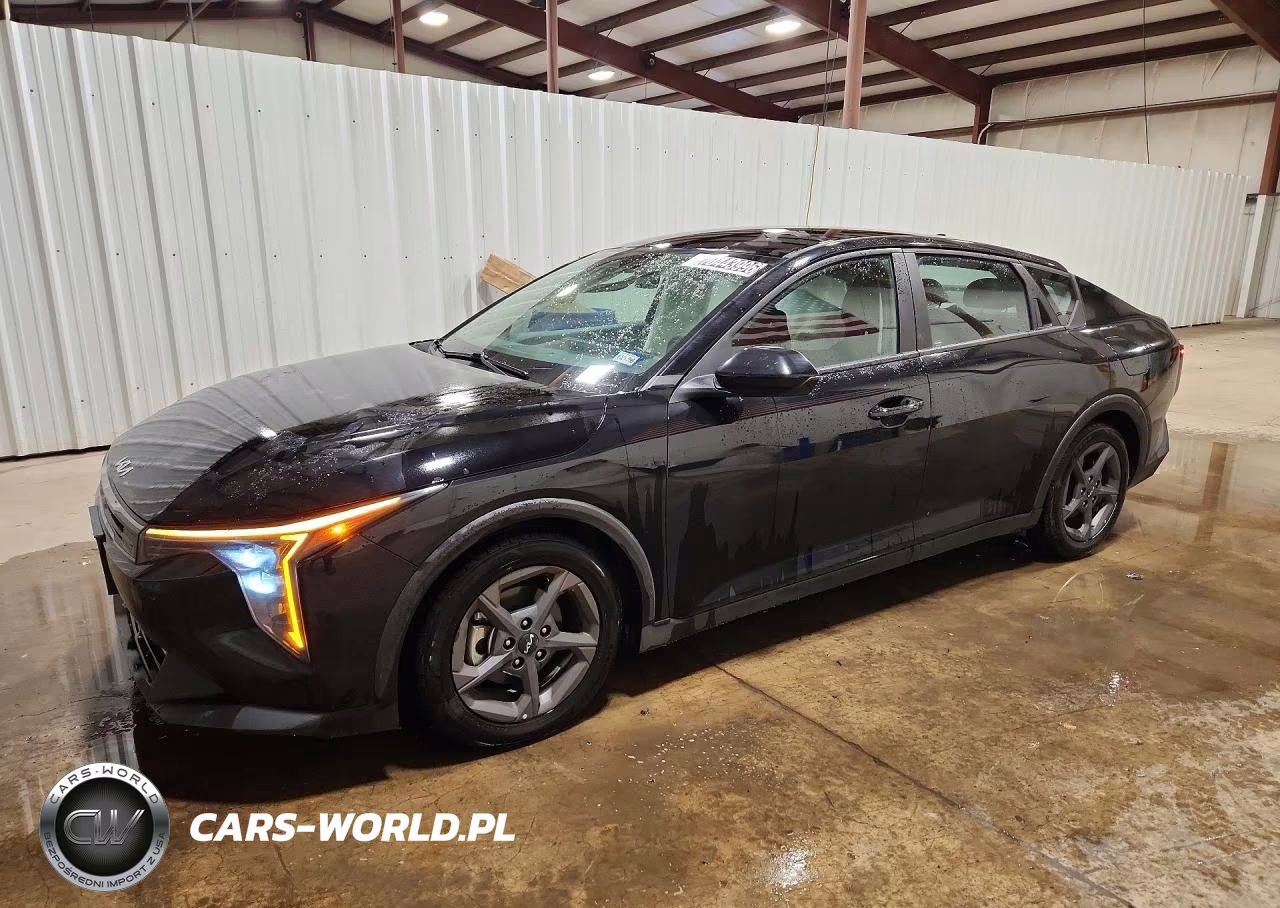 2025 Kia K4 Lxs VIN:3KPFT4DE1SE091238 - 1