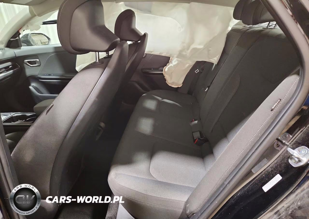 2025 Kia K4 Lxs VIN:3KPFT4DE1SE091238 - 10