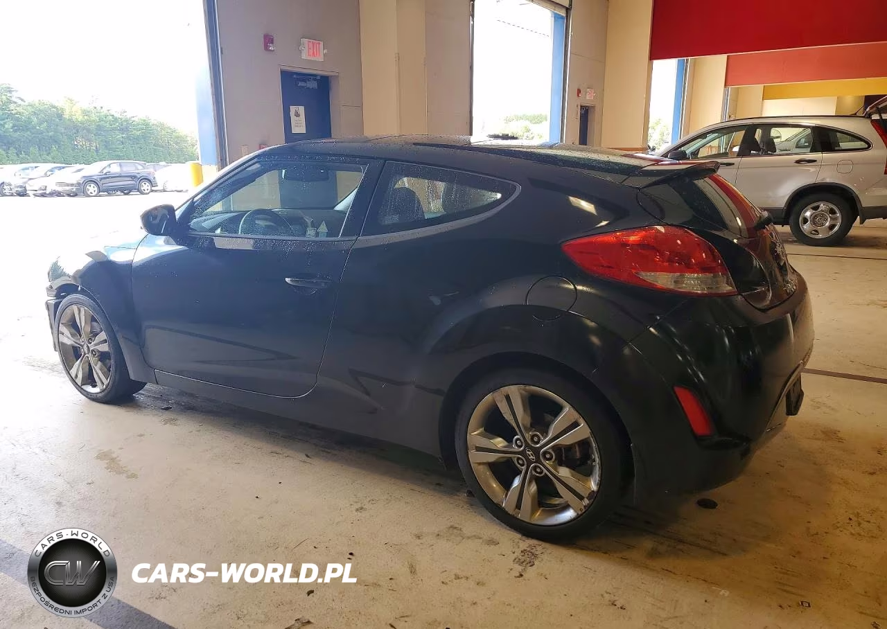 2016 Hyundai Veloster Base VIN:KMHTC6AD2GU295903 - 2