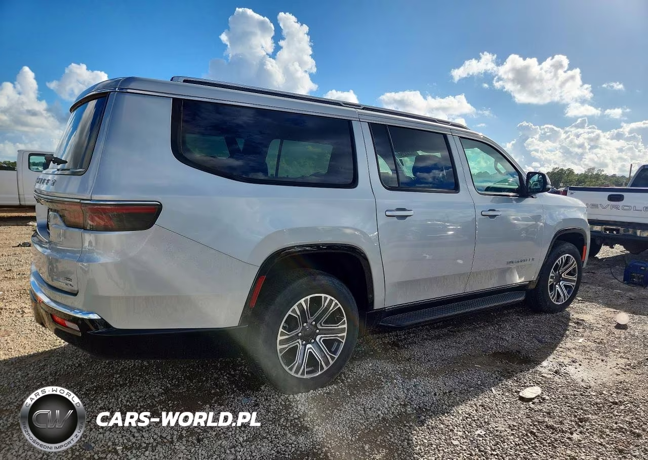 2023 Jeep Wagoneer L Series Ii VIN:1C4SJRBP1PS562766 - 3