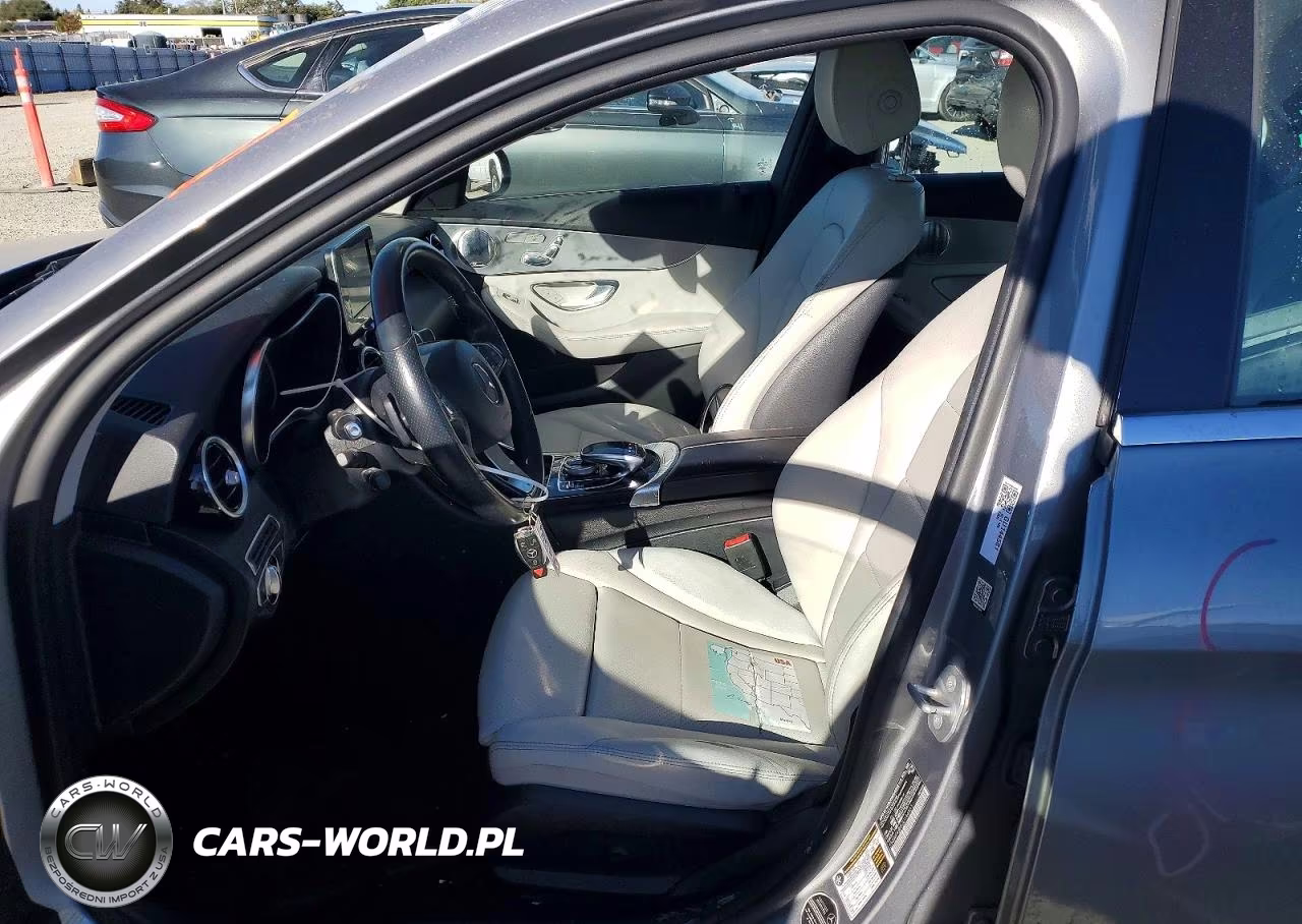 2016 Mercedes-Benz C 300 VIN:55SWF4JB4GU144581 - 7