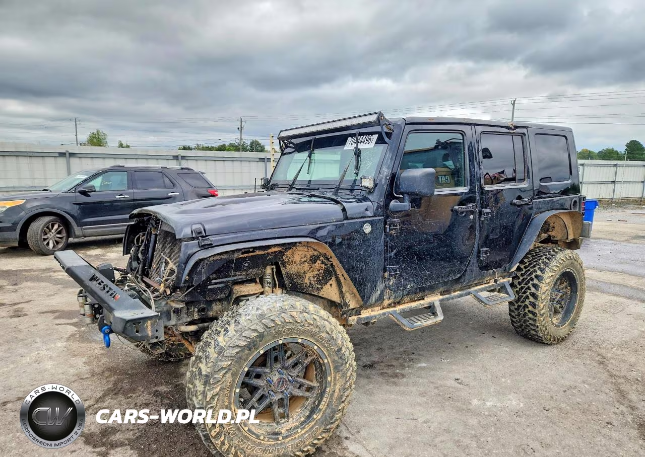 2008 Jeep Wrangler Unlimited Sahara VIN:1J4GA59118L534309 - 1