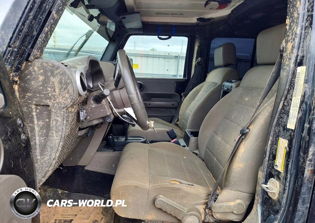 2008 Jeep Wrangler Unlimited Sahara VIN:1J4GA59118L534309 - 7
