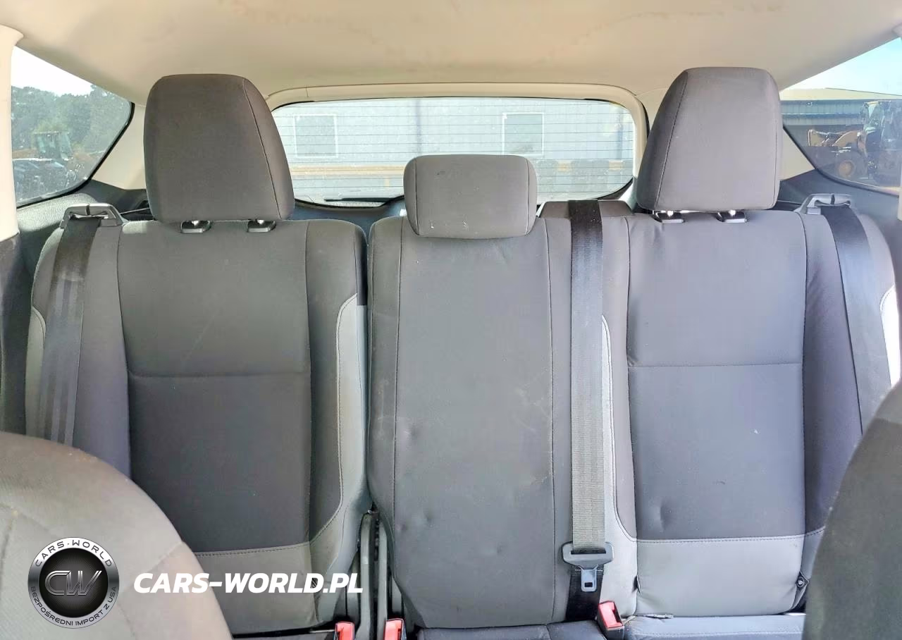 2015 Ford Escape S VIN:1FMCU0F70FUB18732 - 10