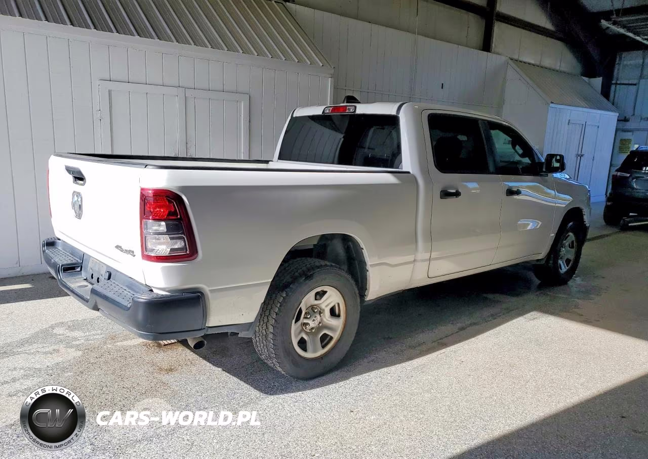 2023 Ram 1500 Tradesman VIN:1C6SRFNT1PN560568 - 3
