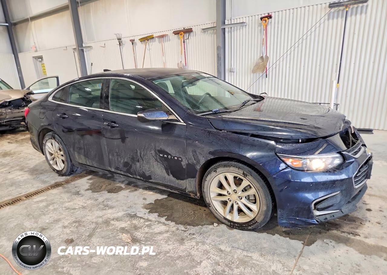 2016 Chevrolet Malibu Lt VIN:1G1ZE5ST0GF333523 - 4