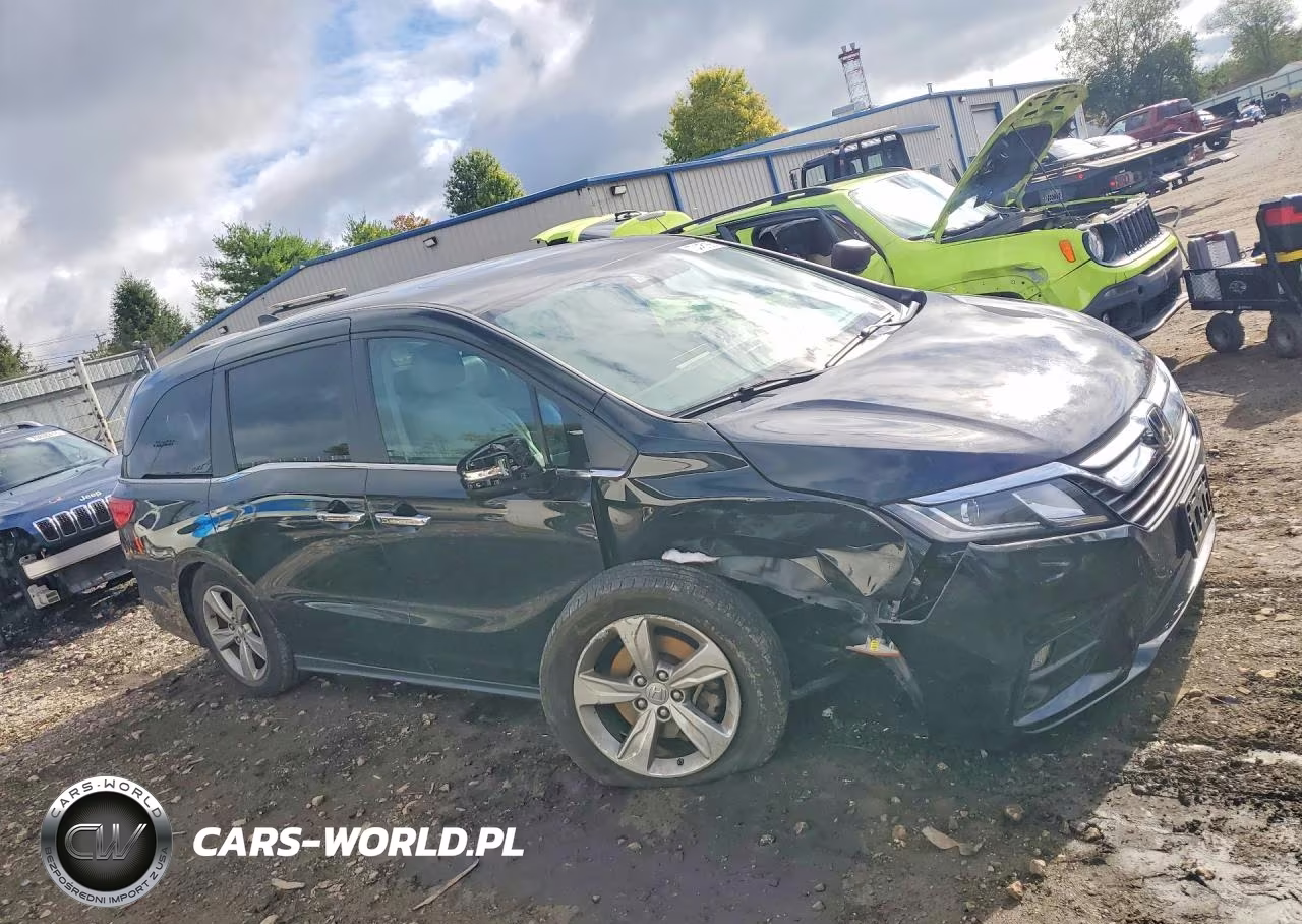 2018 Honda Odyssey Exl VIN:5FNRL6H79JB035660 - 4