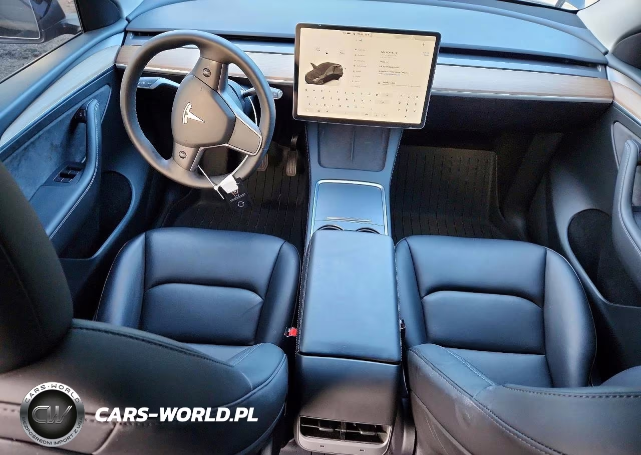 2025 Tesla Model Y VIN:7SAYGDEE2SF291800 - 8