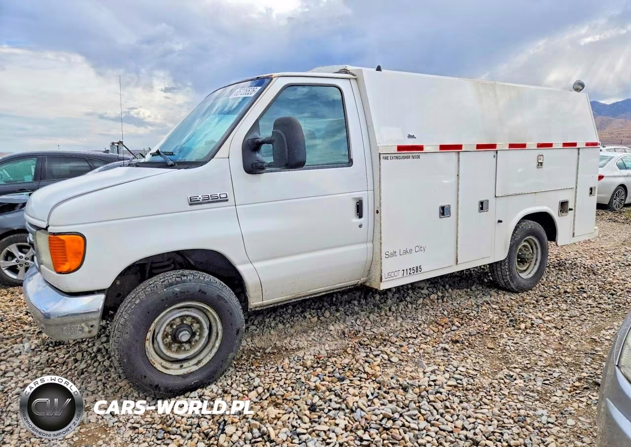 2007 Ford Econoline E350 Super Duty Cutaway Van