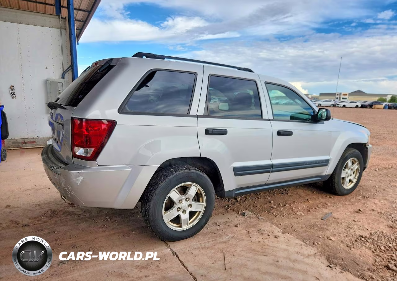 2006 Jeep Grand Cherokee Laredo VIN:1J4GR48K76C108988 - 3