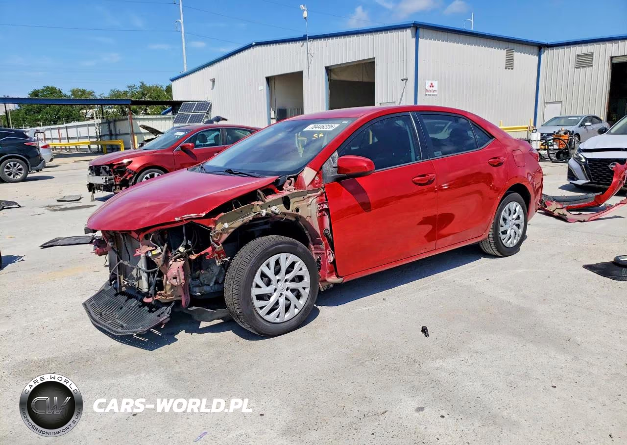2017 Toyota Corolla Le VIN:5YFBURHE2HP730981 - 1