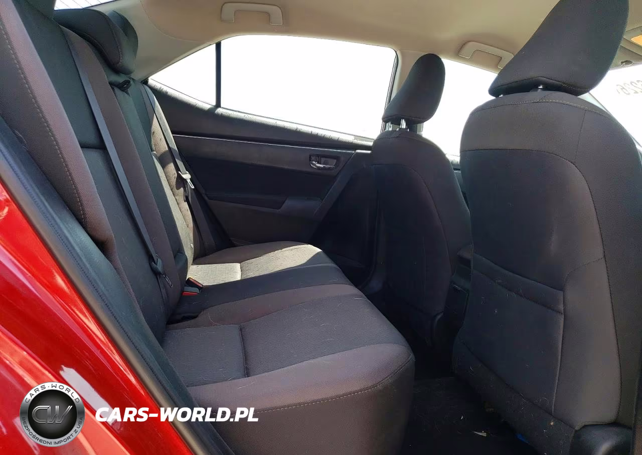 2017 Toyota Corolla Le VIN:5YFBURHE2HP730981 - 10