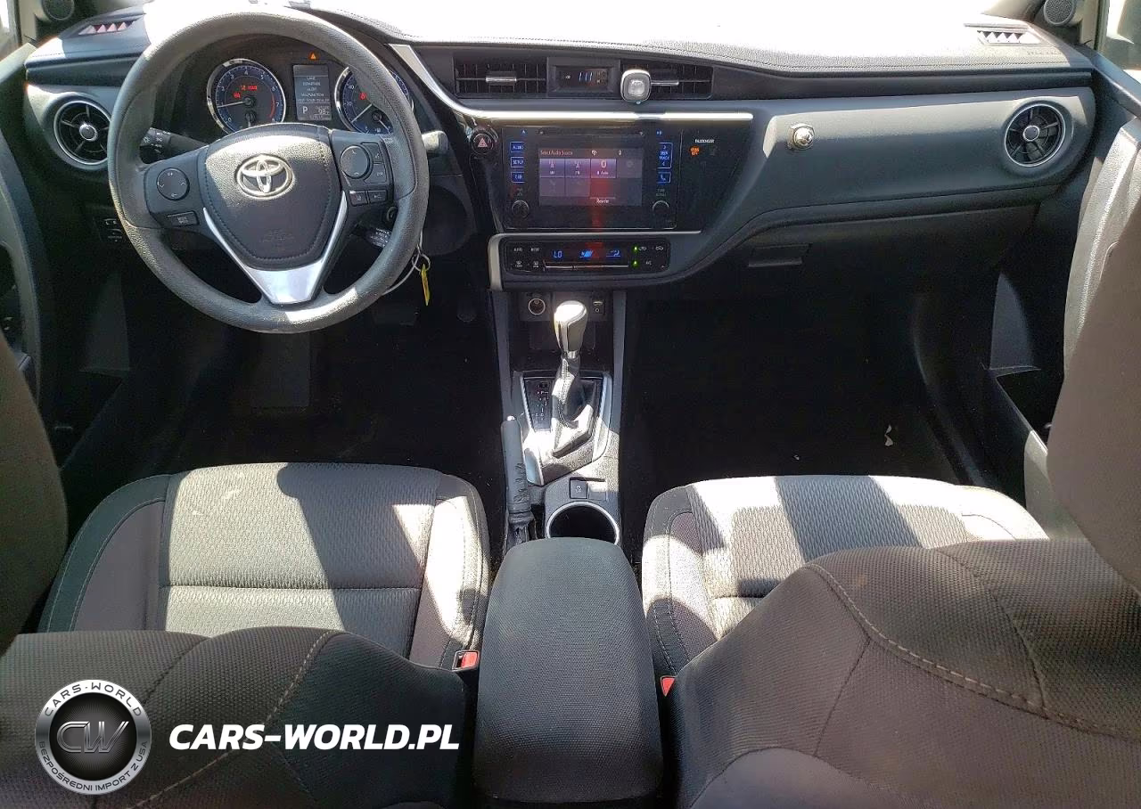 2017 Toyota Corolla Le VIN:5YFBURHE2HP730981 - 8