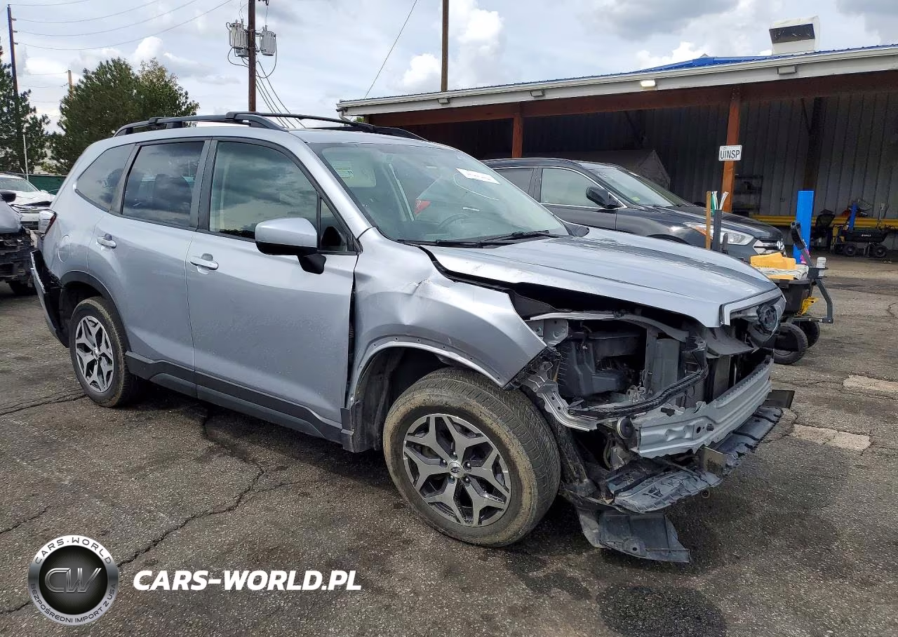 2021 Subaru Forester Premium VIN:JF2SKAFC8MH459828 - 4