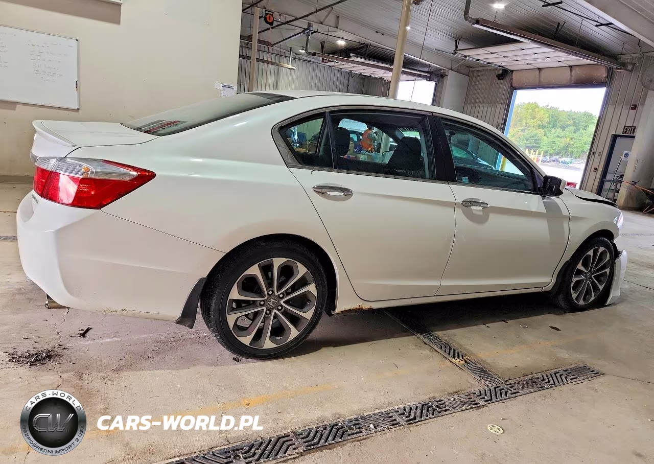 2013 Honda Accord Sport VIN:1HGCR2F58DA264831 - 3